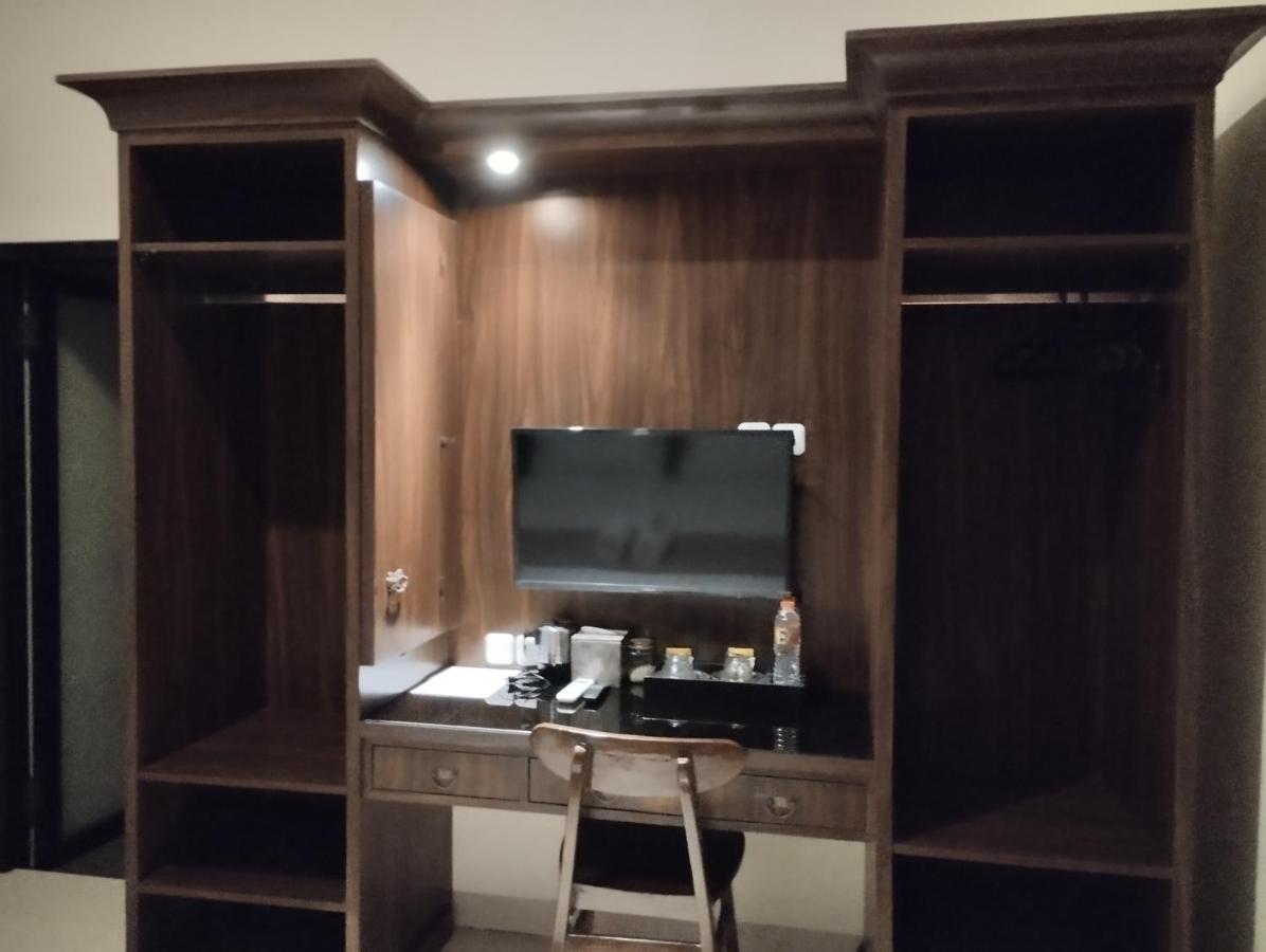 Omah Watu Homestay Джокякарта Екстериор снимка